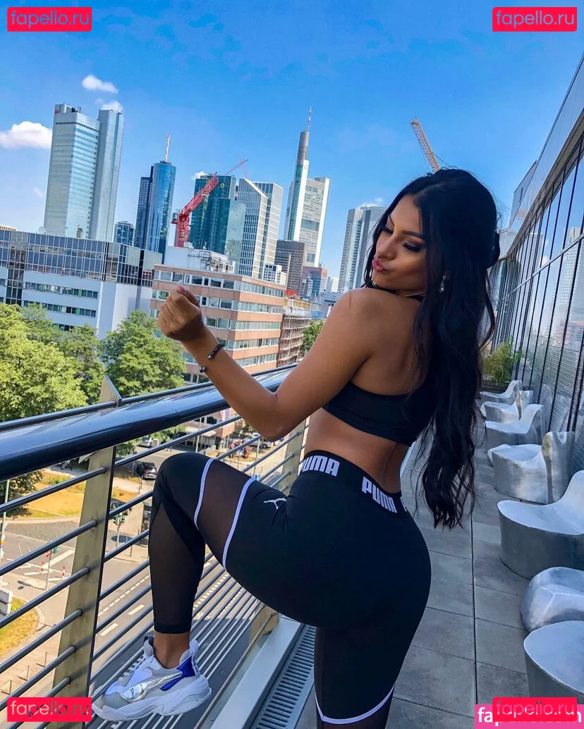 Ivana Santacruz Onlyfans Photo Gallery 