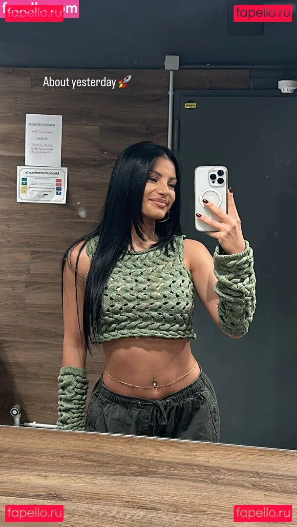 Ivana Santacruz Onlyfans Photo Gallery 