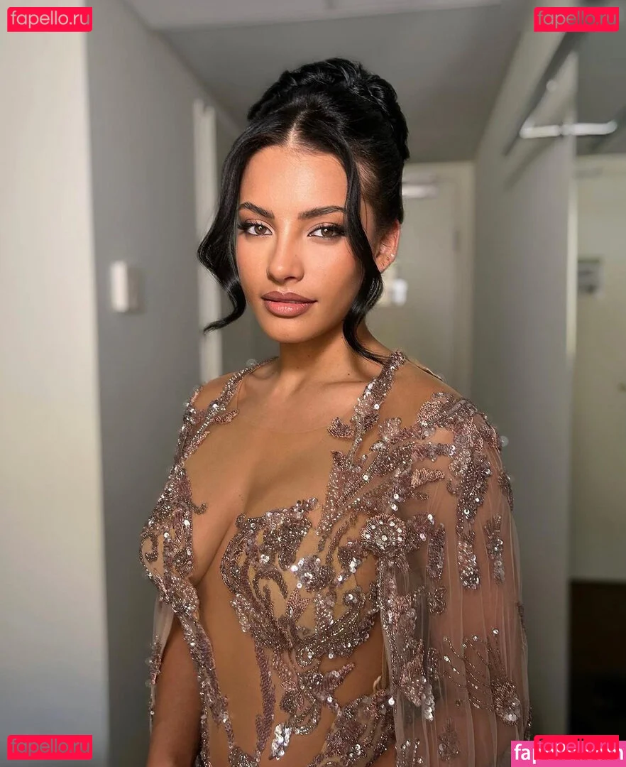 Ivana Santacruz Onlyfans Photo Gallery 