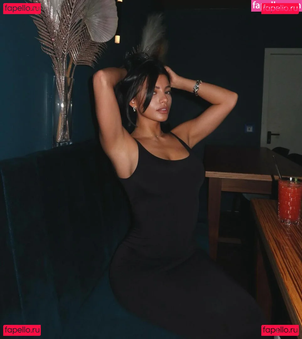 Ivana Santacruz Onlyfans Photo Gallery 