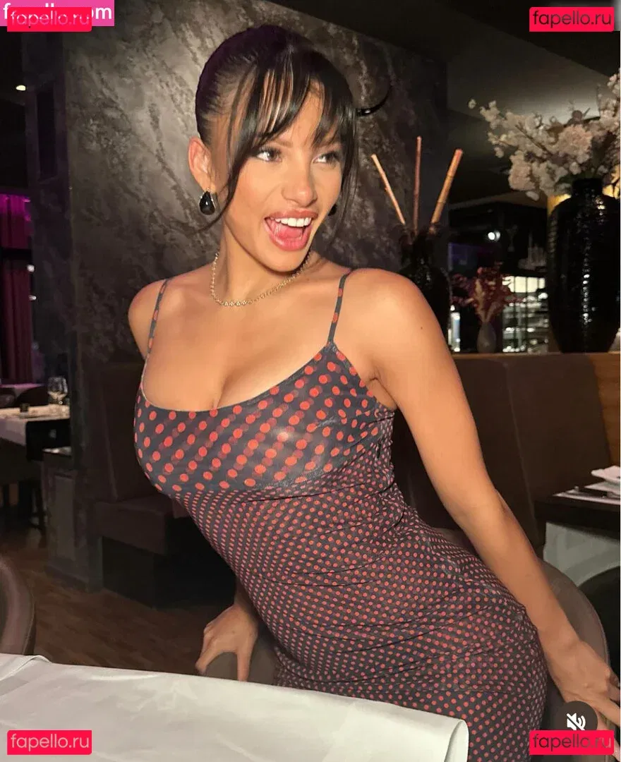 Ivana Santacruz Onlyfans Photo Gallery 