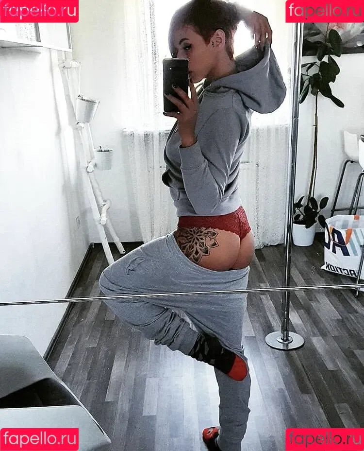 Ella Prien Onlyfans Photo Gallery 