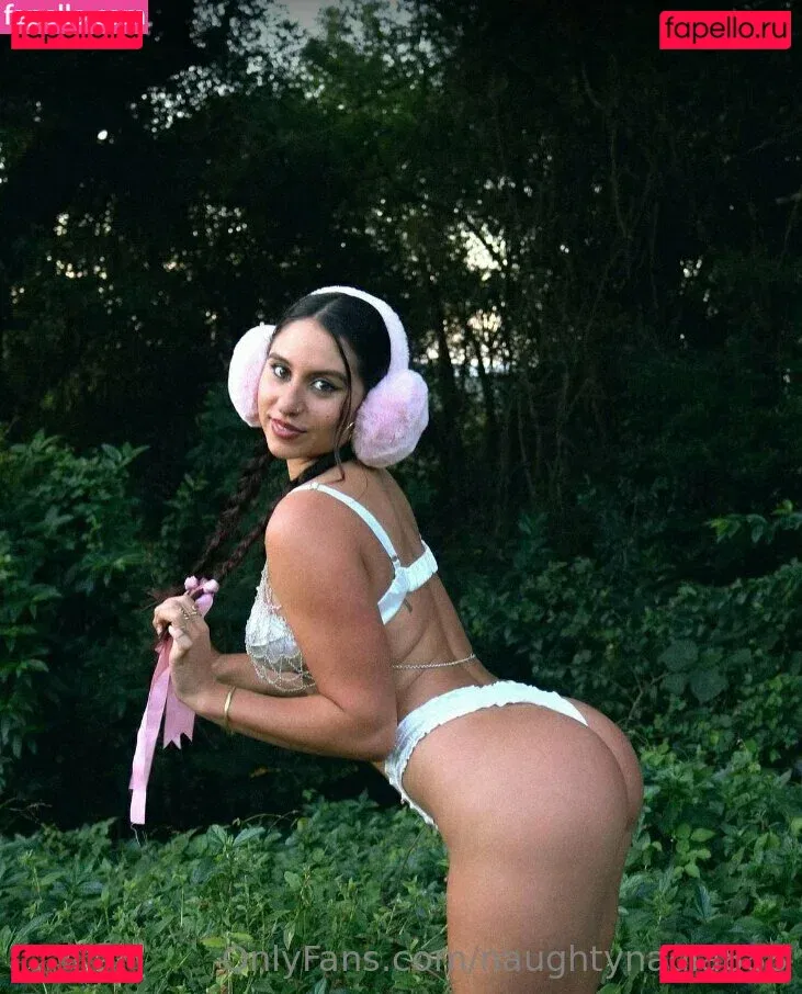 naughtynadia888 Onlyfans Photo Gallery 