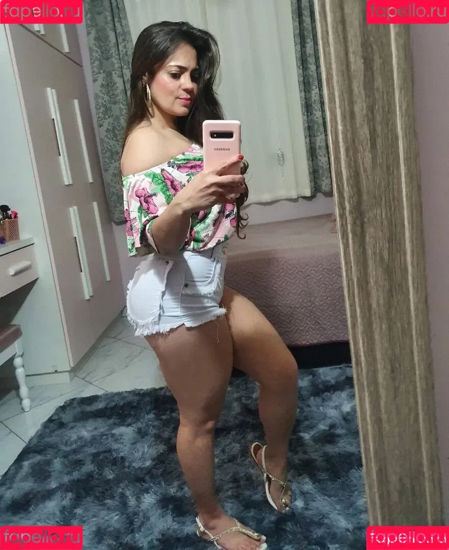 Claudia Trindade Onlyfans Photo Gallery 