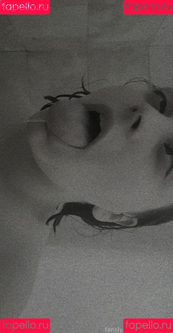 gothicxslvt Onlyfans Photo Gallery 