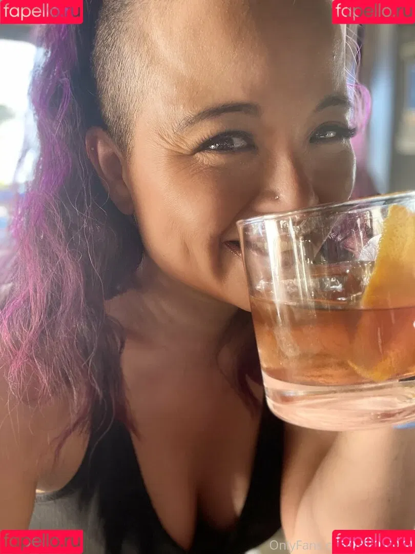 ali_waffles Onlyfans Photo Gallery 
