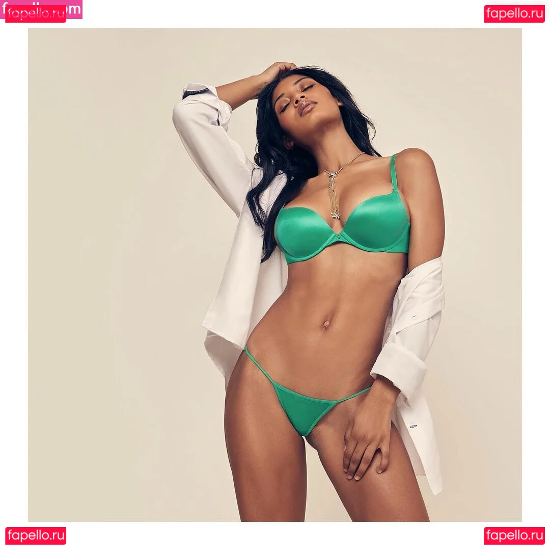 Danielle Herrington Onlyfans Photo Gallery 