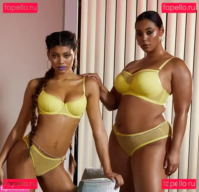 Danielle Herrington Onlyfans Photo Gallery 