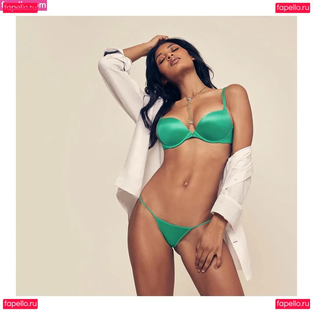Danielle Herrington Onlyfans Photo Gallery 