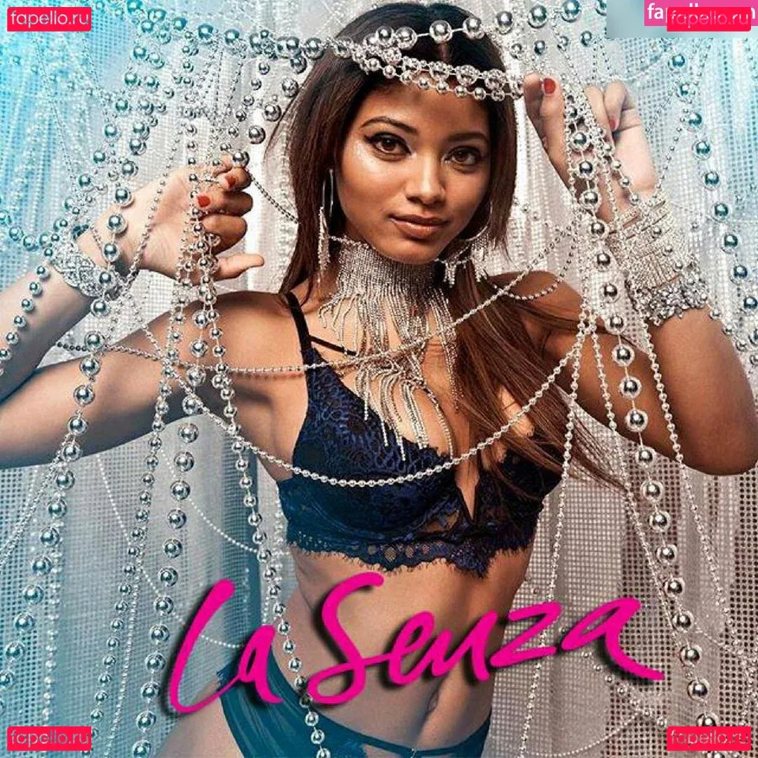 Danielle Herrington Onlyfans Photo Gallery 