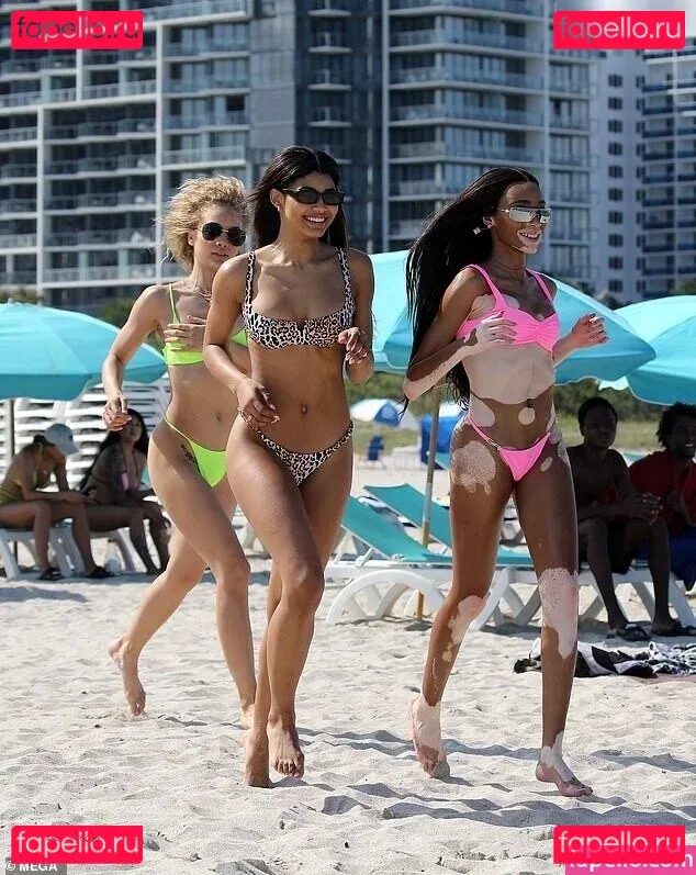 Danielle Herrington Onlyfans Photo Gallery 