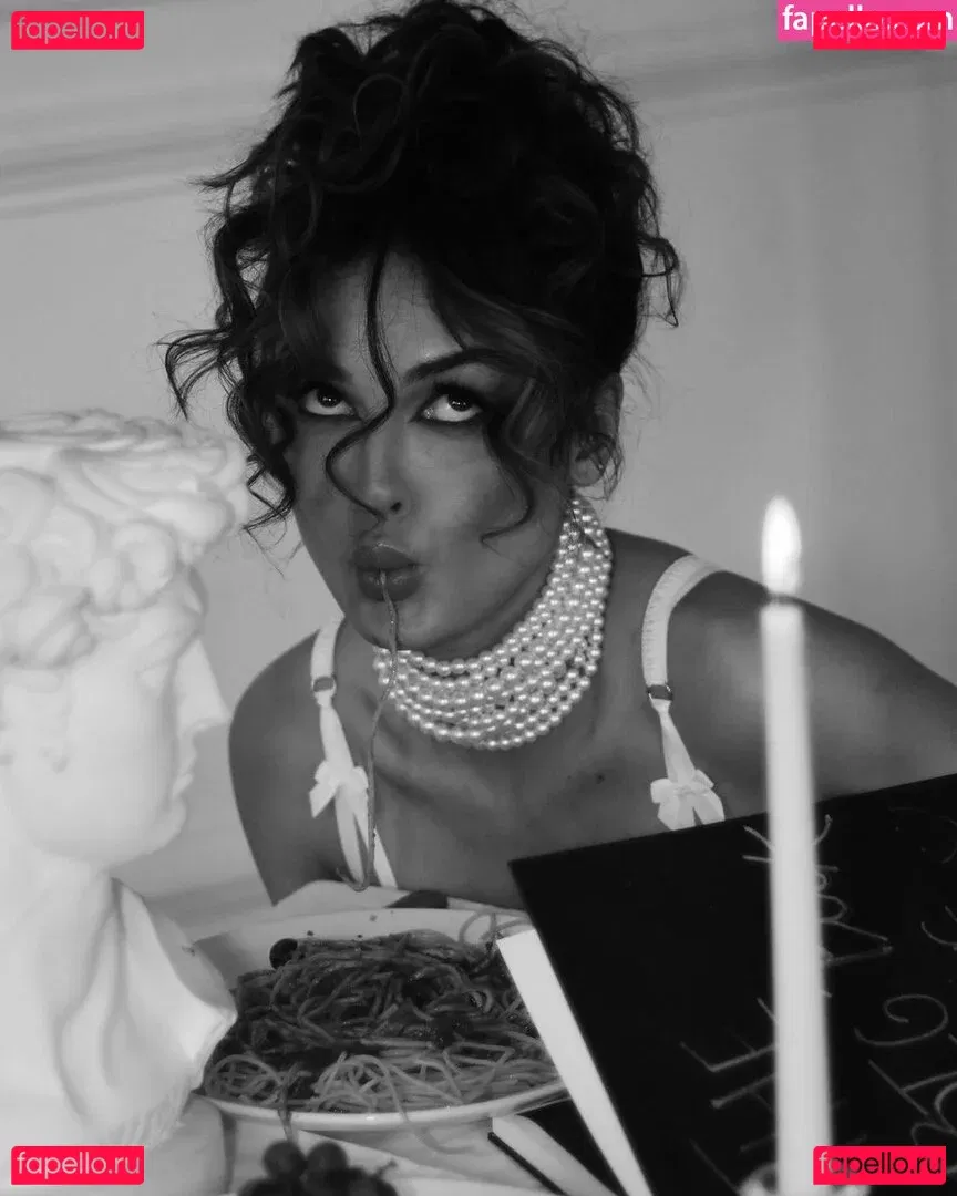 Julia Rose Onlyfans Photo Gallery 