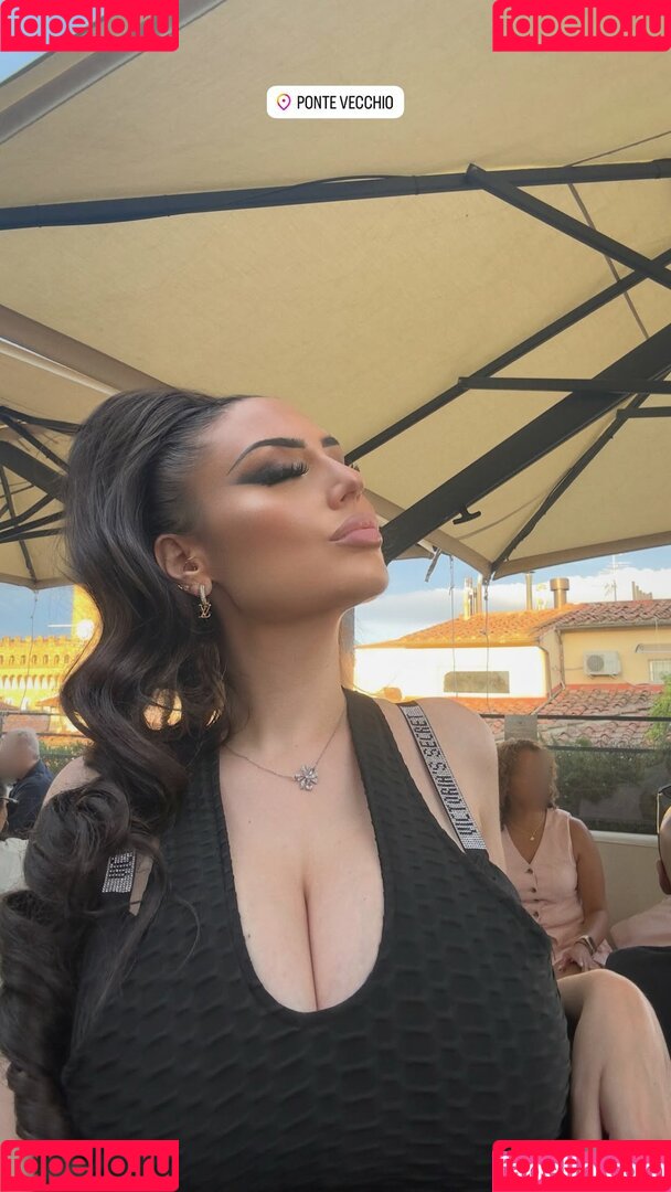 Chiara Mazzola Onlyfans Photo Gallery 