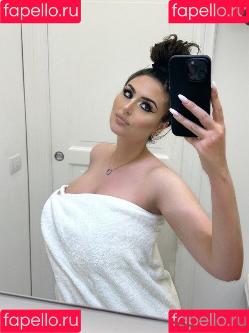 Chiara Mazzola Onlyfans Photo Gallery 