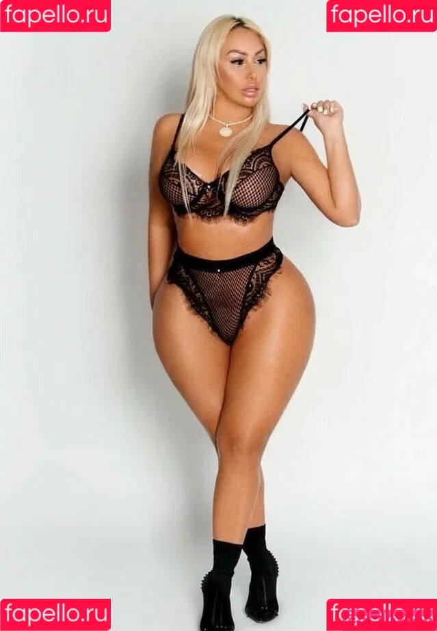 Uptownjenny Onlyfans Photo Gallery 