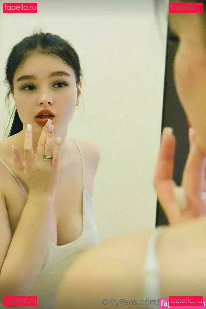 hereis_hannah Onlyfans Photo Gallery 