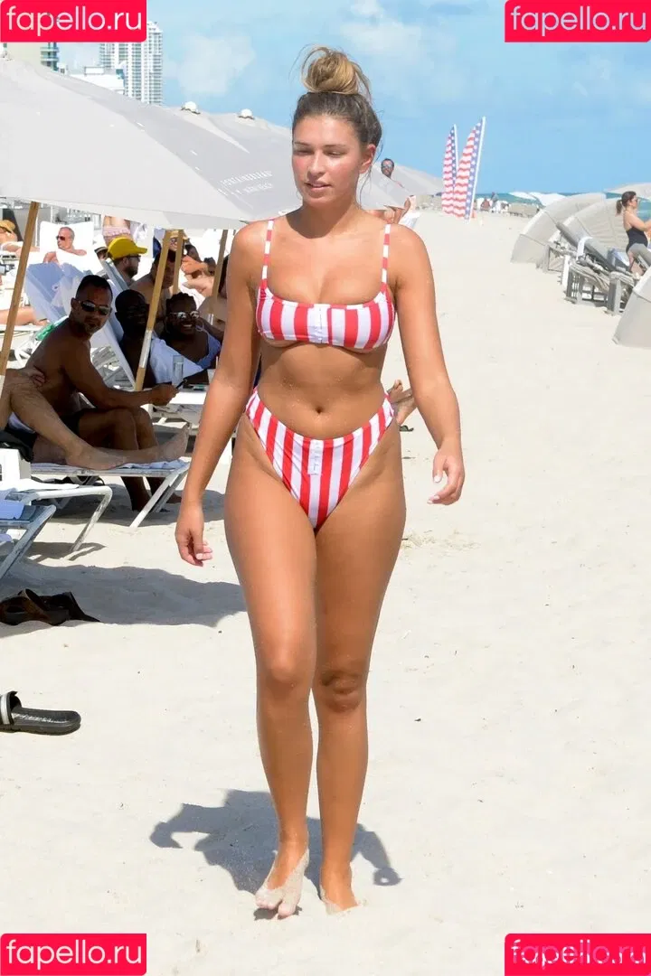 Zara McDermott Onlyfans Photo Gallery 