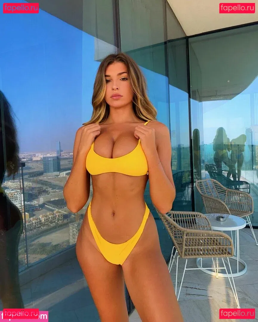 Zara McDermott Onlyfans Photo Gallery 