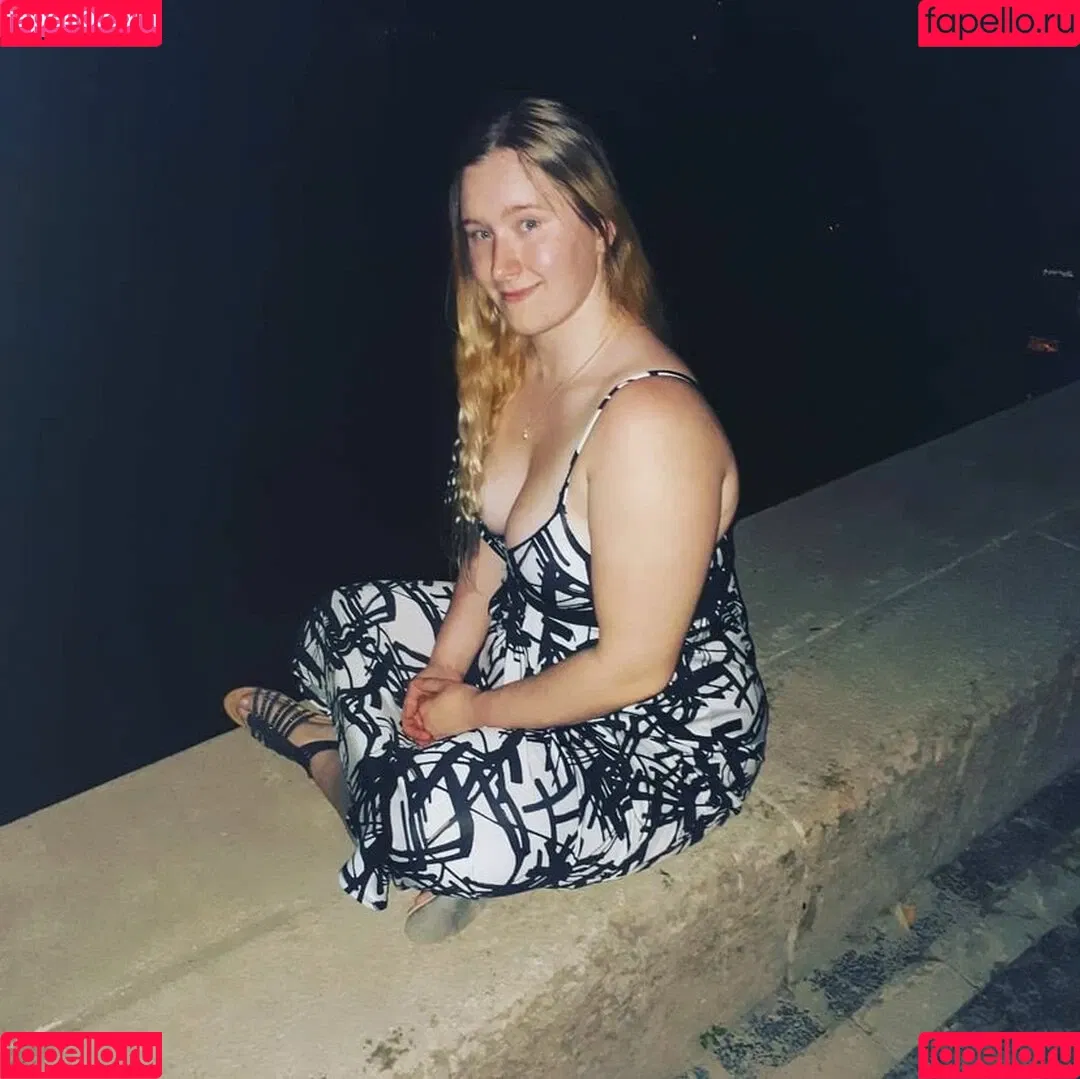 Sierra Pine Onlyfans Photo Gallery 
