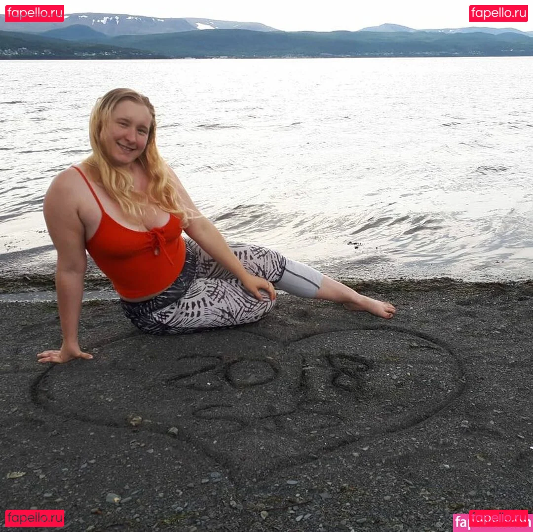 Sierra Pine Nude Onlyfans Photo 71
