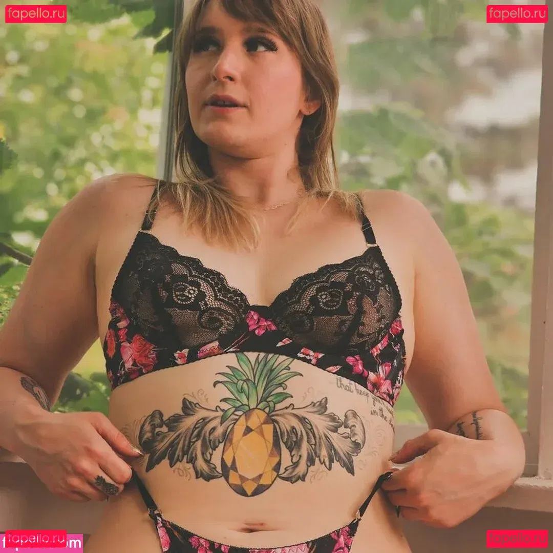 Sierra Pine Onlyfans Photo Gallery 