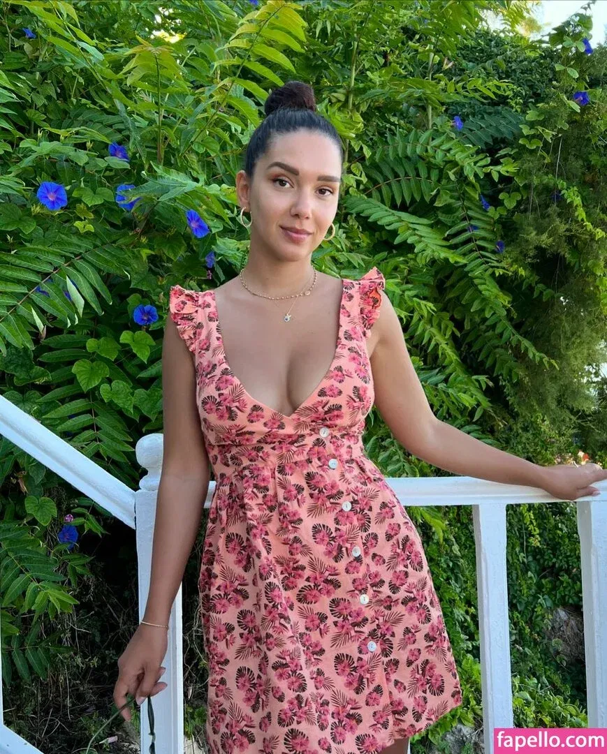 Nevina Shtylla Onlyfans Photo Gallery 