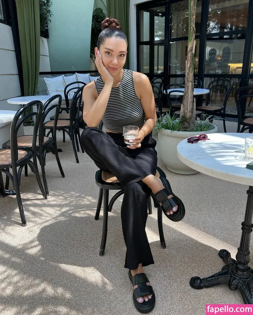 Nevina Shtylla Onlyfans Photo Gallery 