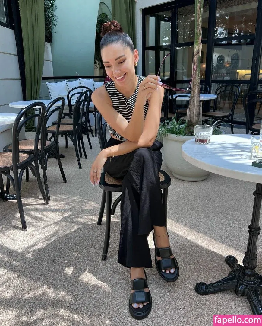 Nevina Shtylla Onlyfans Photo Gallery 