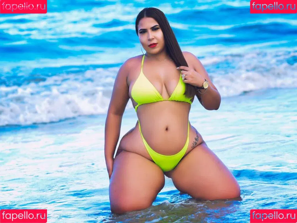 queentejada Onlyfans Photo Gallery 