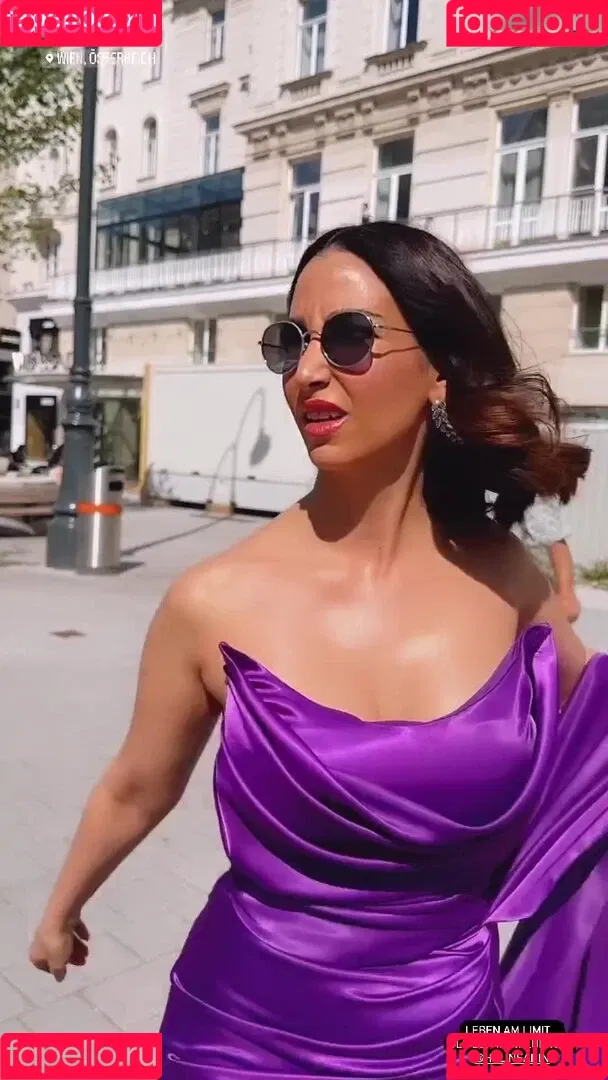 Sila Sahin-Radlinger Onlyfans Photo Gallery 