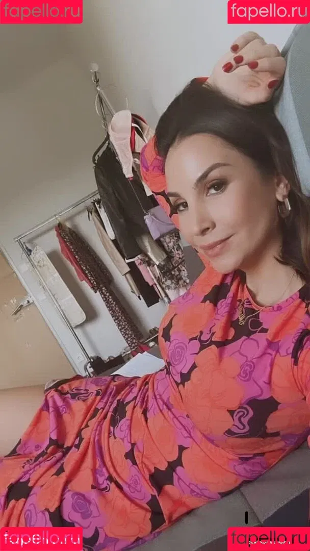 Sila Sahin-Radlinger Onlyfans Photo Gallery 