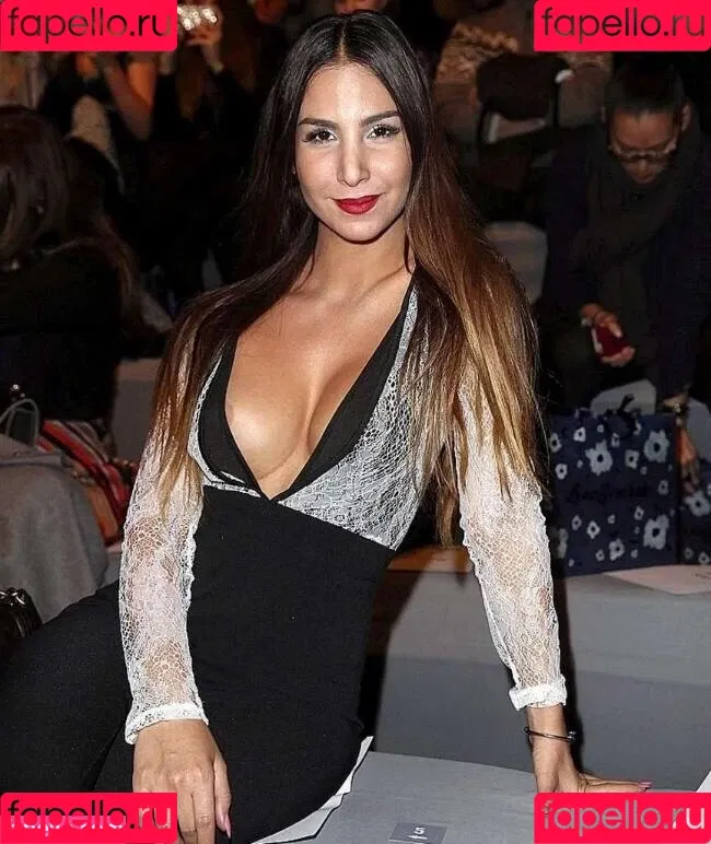 Sila Sahin-Radlinger Onlyfans Photo Gallery 