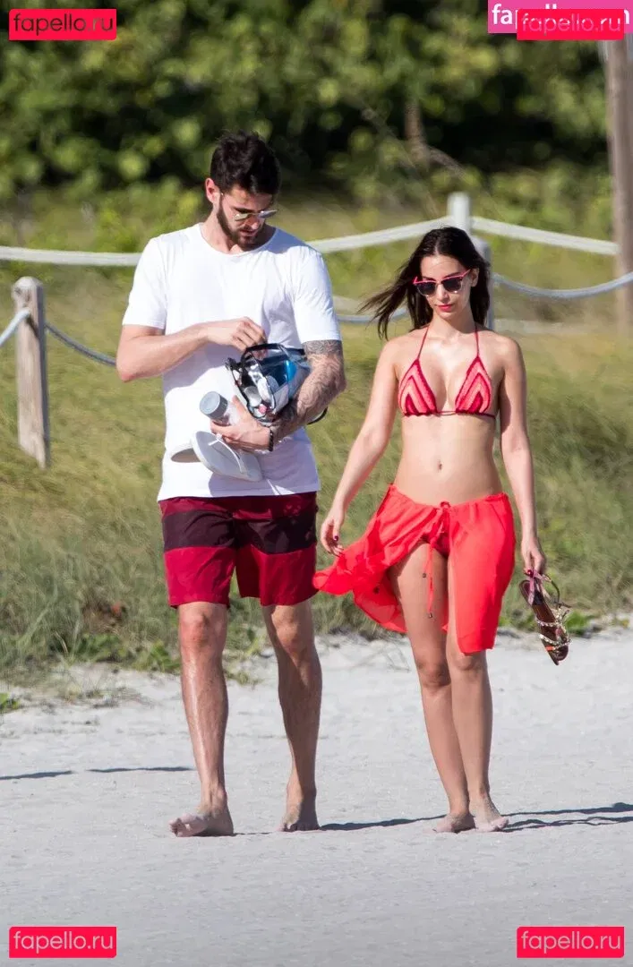 Sila Sahin-Radlinger Onlyfans Photo Gallery 