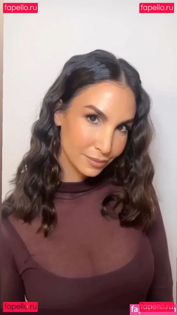 Sila Sahin-Radlinger Onlyfans Photo Gallery 