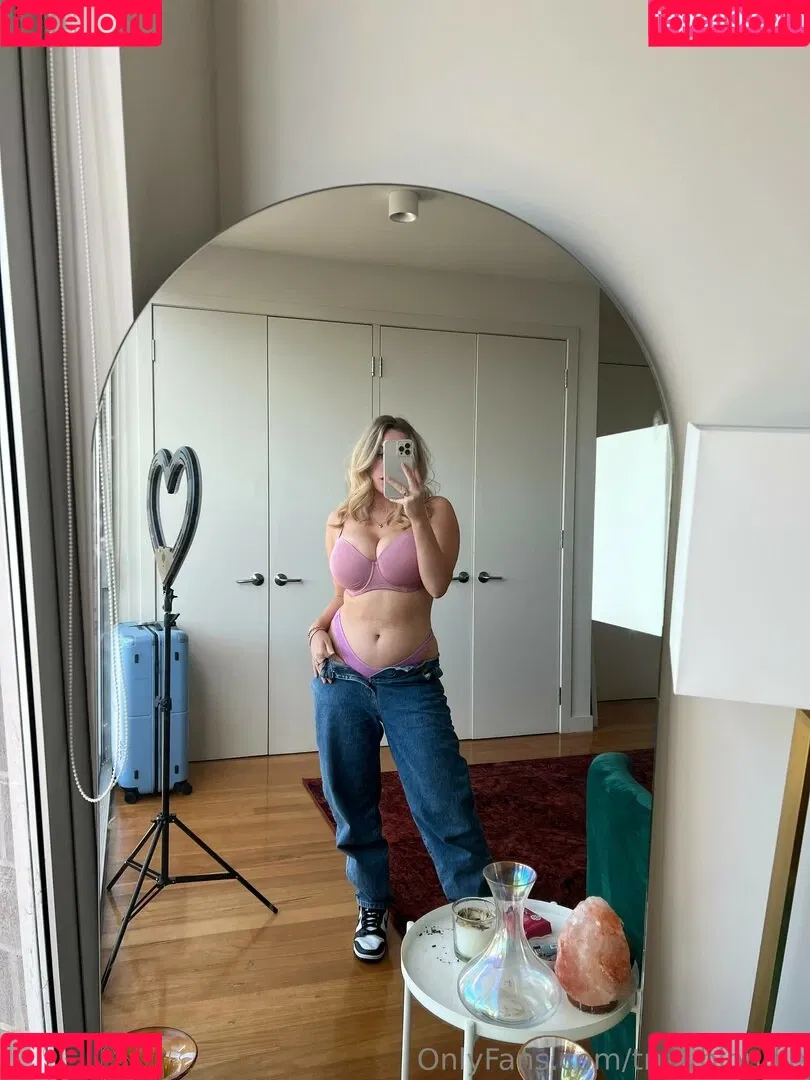 Avalon Hope Onlyfans Photo Gallery 