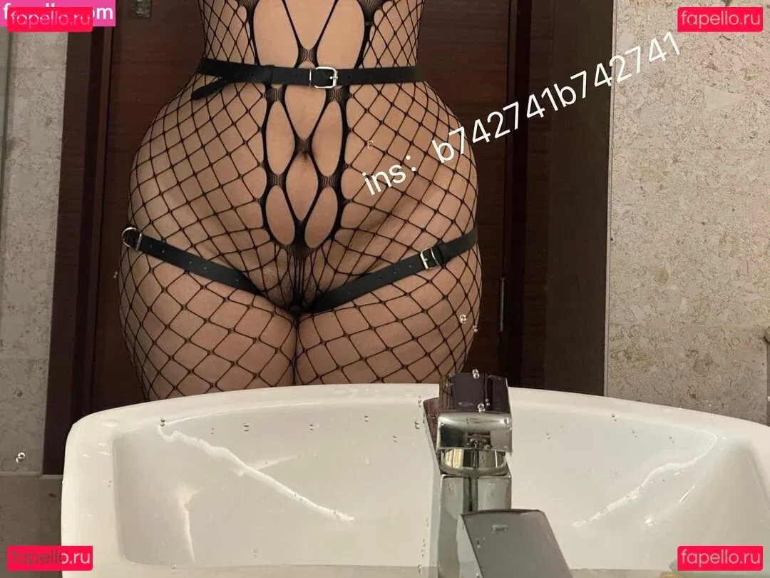 B742741 Onlyfans Photo Gallery 