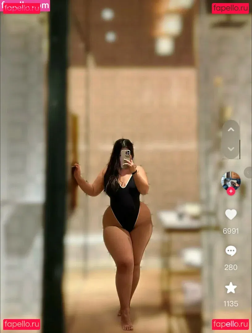 B742741 Onlyfans Photo Gallery 