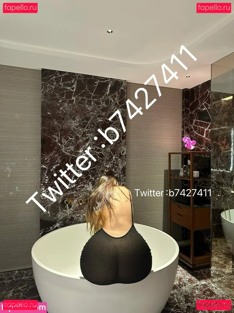 B742741 Onlyfans Photo Gallery 