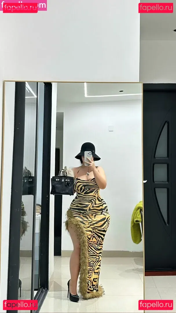 B742741 Onlyfans Photo Gallery 