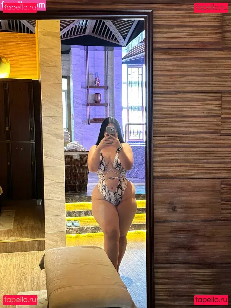 B742741 Onlyfans Photo Gallery 