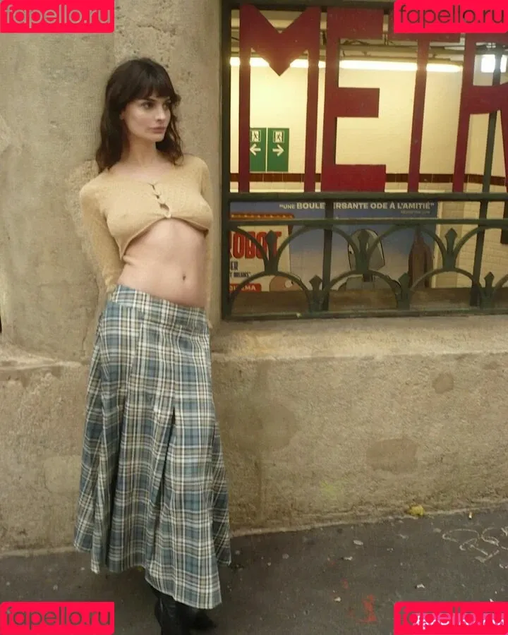 Clara Beneytout Onlyfans Photo Gallery 