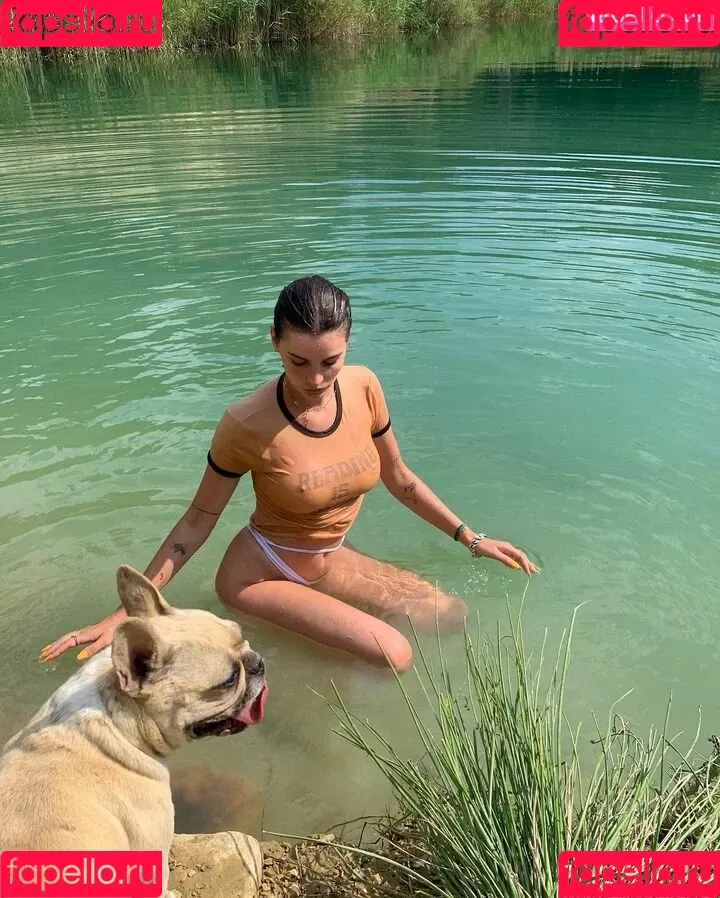 Clara Beneytout Onlyfans Photo Gallery 