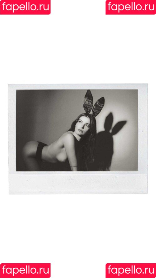 Clara Beneytout Onlyfans Photo Gallery 