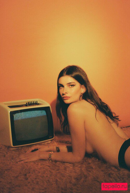 Clara Beneytout Nude Onlyfans Photo 48