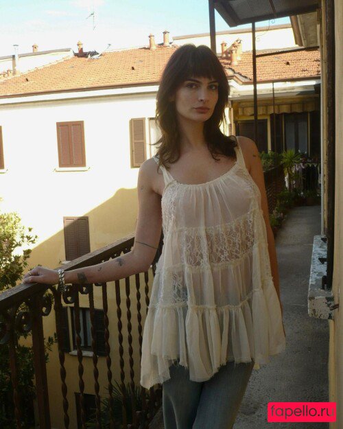 Clara Beneytout Nude Onlyfans Photo 32