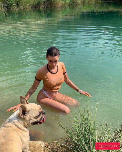 Clara Beneytout Nude Onlyfans Photo 15