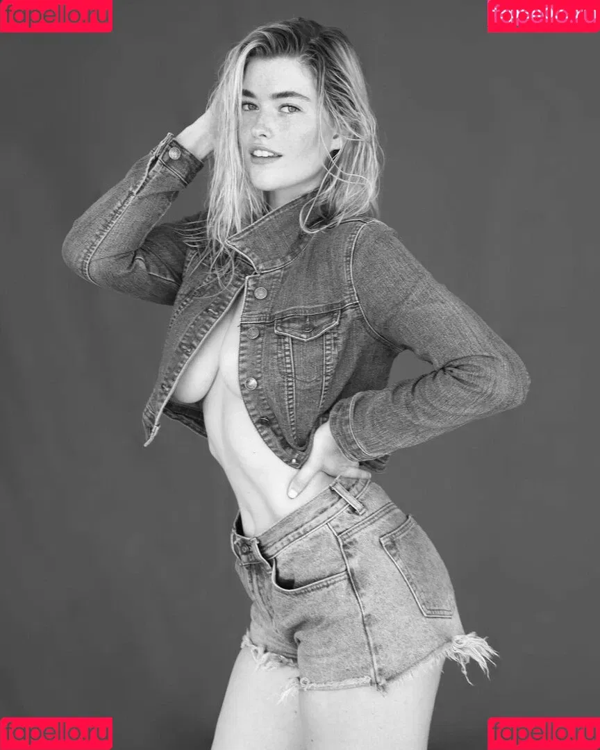 Carlie Whalen Onlyfans Photo Gallery 