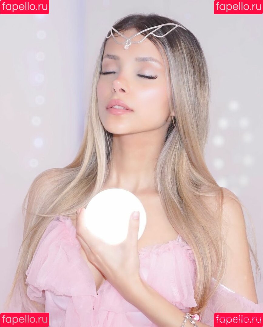 Holly Cerise Onlyfans Photo Gallery 