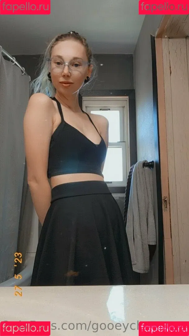 gooeychewycosplay Onlyfans Photo Gallery 