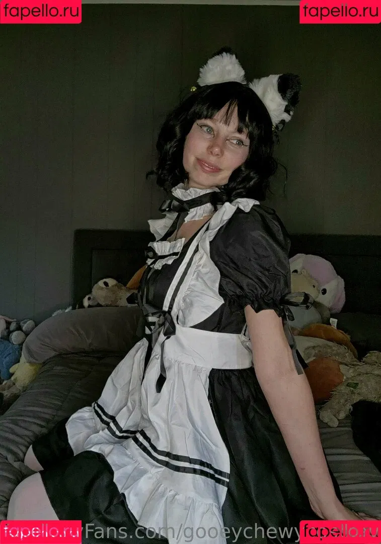 gooeychewycosplay Onlyfans Photo Gallery 